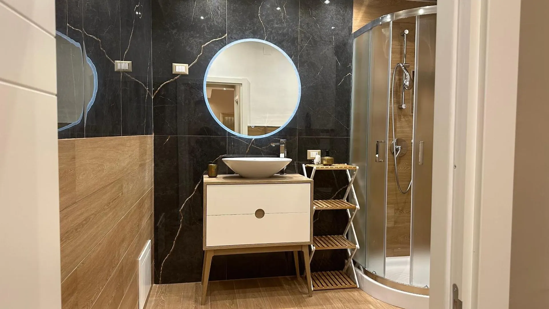 Il Cavaliere Luxury House Daire Palermo