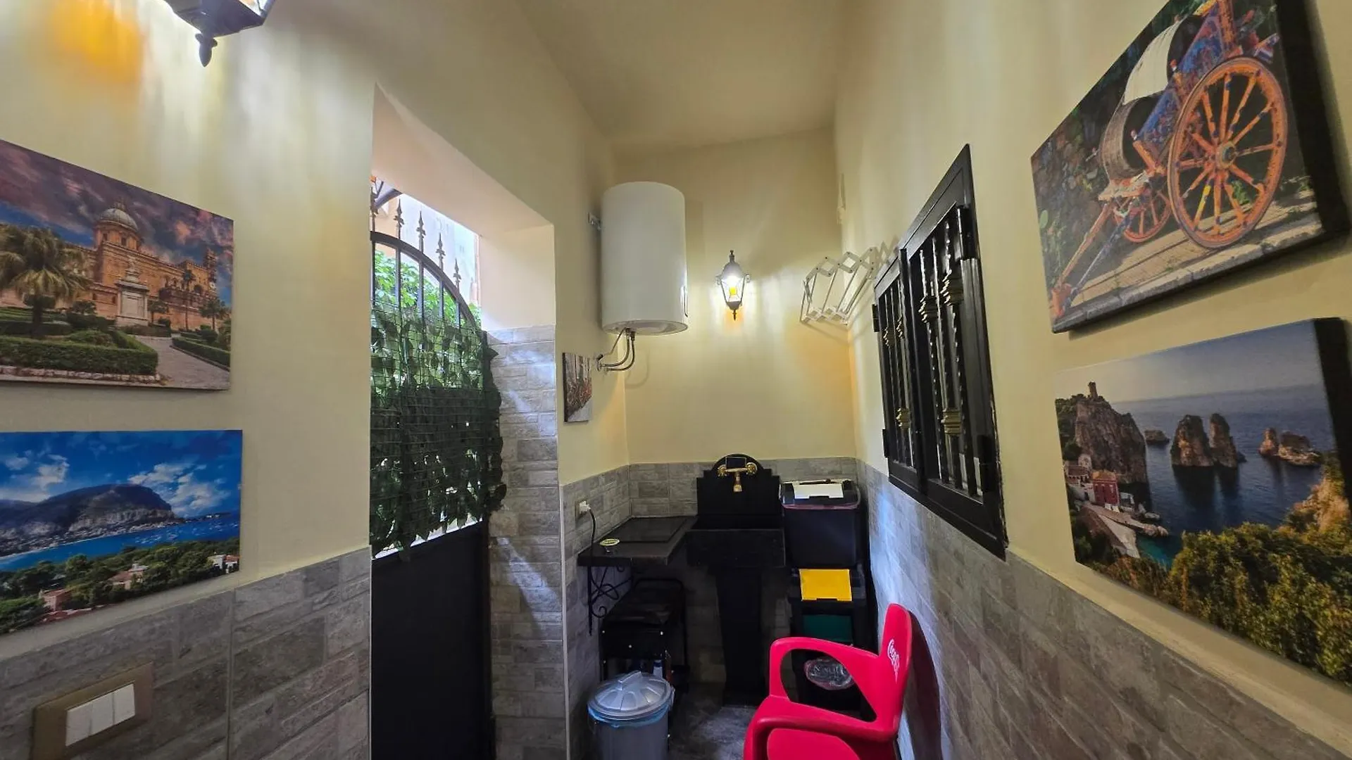 Il Cavaliere Luxury House Daire Palermo 0*,  İtalya